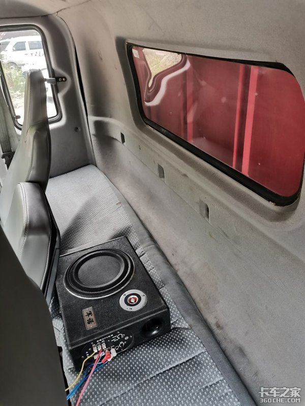 ���Լ۱ȶ��ֳ�&nbsp;��̨�����Ῠʵ������