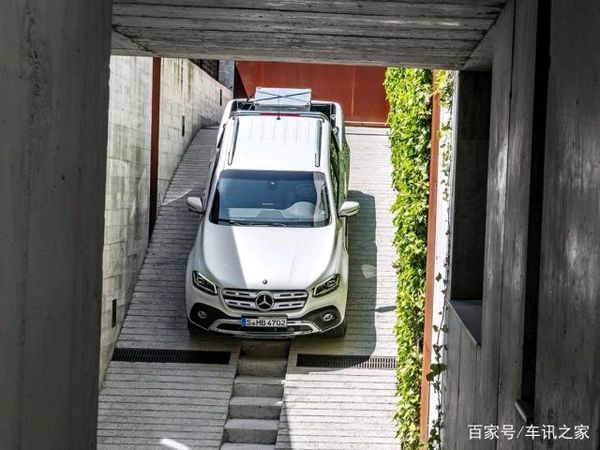 奔驰'皮卡'销量过万 V级内饰、C级价格