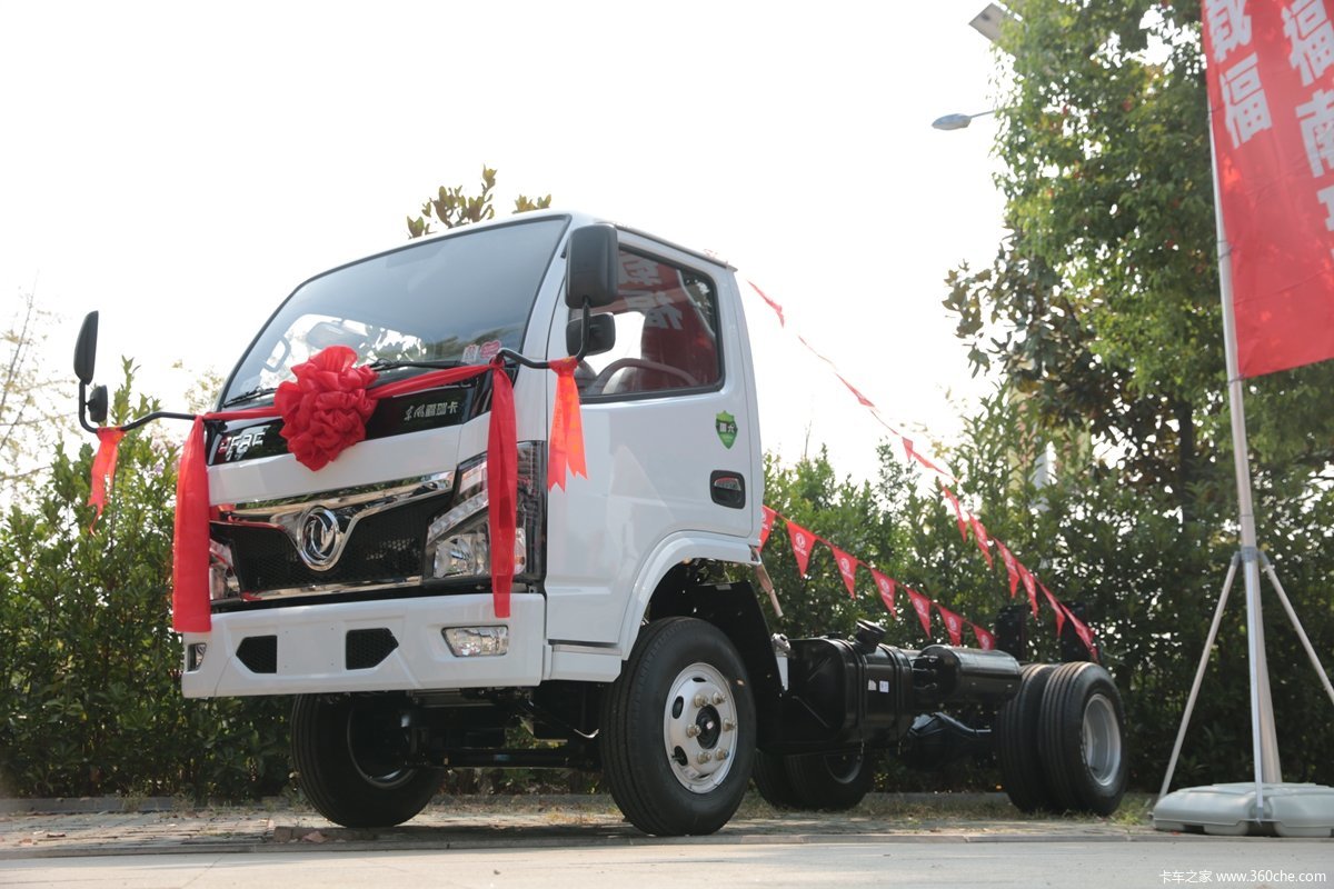 驾驶室换新! 图解福瑞卡国六环卫底盘