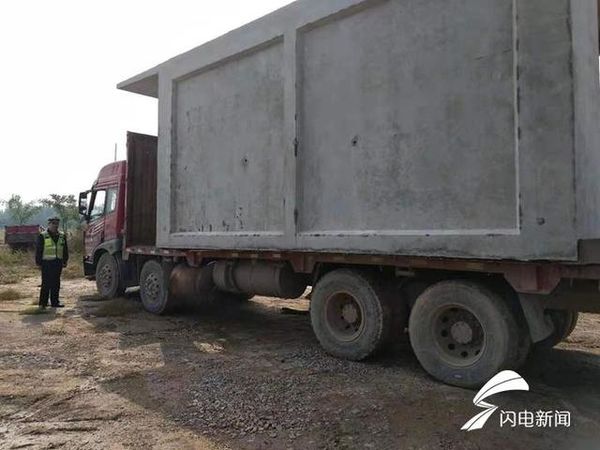 ����˽�Ը�װ���䷿��&nbsp;��ȫ��ʩҲû��