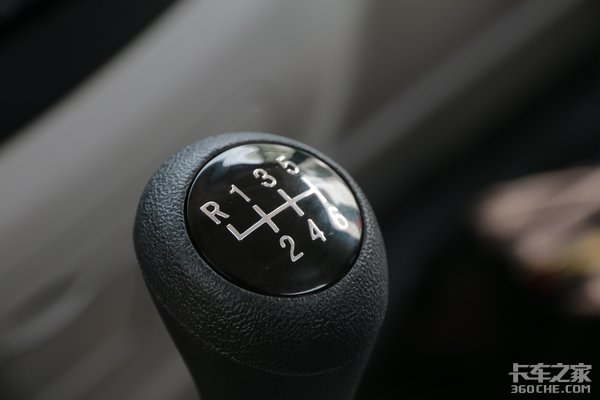 ��ʻ�ҵ���ȫ����&nbsp;����12T���³�ͼ��