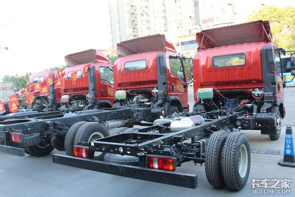 ����20̨&nbsp;����������������˫��ʢ��