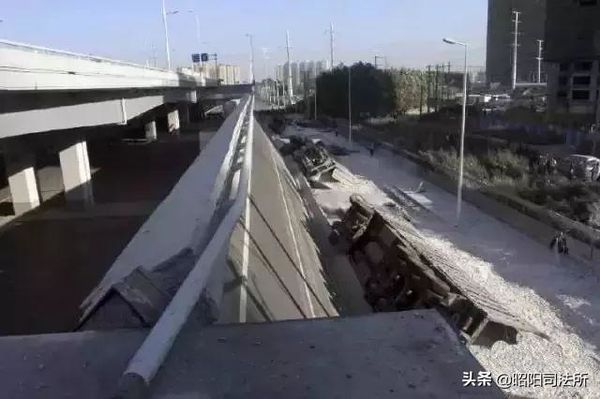 ����ѹ���ų���һ������1556��&nbsp;����4��