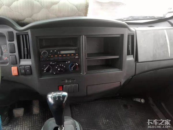 身为二手车人 为一台8年前的老车而驻足