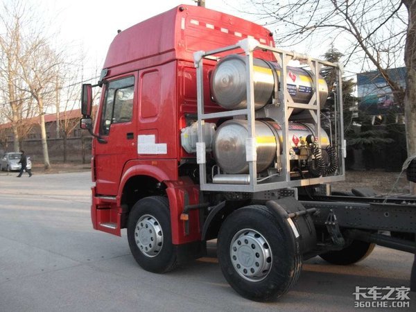 LNG车PK柴油车 谁是未来重卡界制胜王道