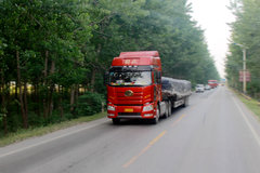 �����½��� ��ͣʻ�������ܿ�����·��