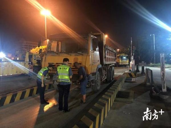 ��������'��Σ'��ͷ��&nbsp;���ػ������ٶ�