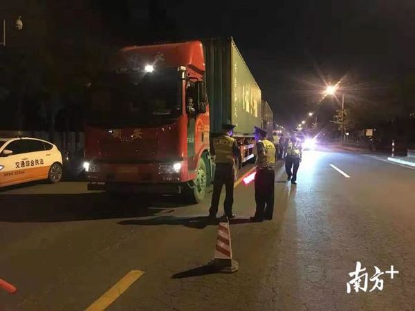 ��������'��Σ'��ͷ��&nbsp;���ػ������ٶ�