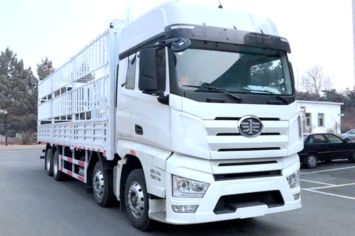 中国卡车的老大哥今天说说一汽解放图片列表