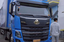 “它”记录着姚远《在远方》的故事 也许这就叫做“成长”!