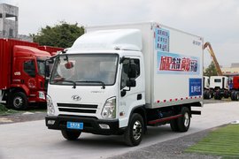 五十铃动力+原厂厢 四川现代盛图城配版实拍