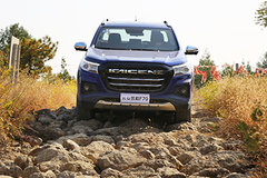 ����˫ȫ ԽҰ�Լݳ�������F70 2.5T