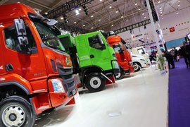 中国商用车展:全部国六 T7 H7 H5齐亮相 展台探访之东风柳汽