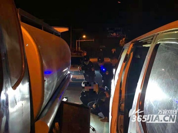 �����ĳɡ����ͳ���&nbsp;��Ȼ��װ�˼Ƽ���