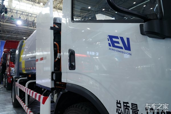 車展觀察：各車企為何集體轉(zhuǎn)戰(zhàn)專用車？