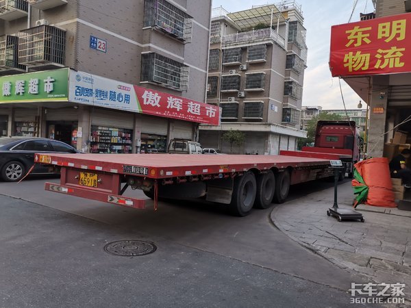 探秘小商品之都，领略当代交通运输缩影