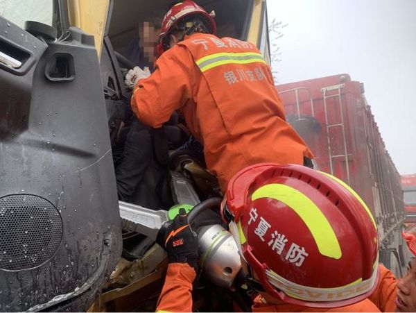 ����������׷β&nbsp;�ܴ���Ӱ���·�ν���