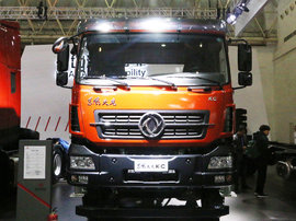 国六动力上身环保没压力，天龙KC再升级 430马力全浮驾驶室