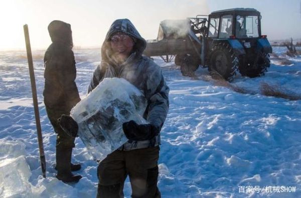 俄罗斯零下30度的超低温 卡车司机是怎么跑生意的?