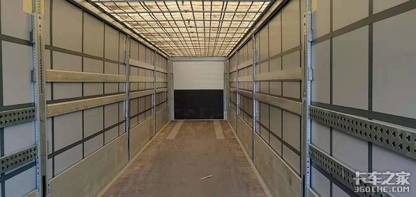 侧帘式半挂车为啥不吃香?原因竟然是…