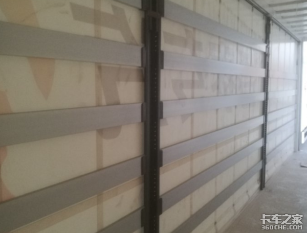 侧帘式半挂车为啥不吃香?原因竟然是…