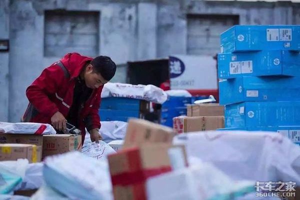 С�����������ƣ������͸���ս�Ŀ����