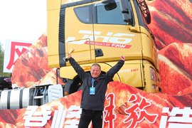 30.81升油耗夺冠！ 赵辉：开车，绝不止拧钥匙踩油门！