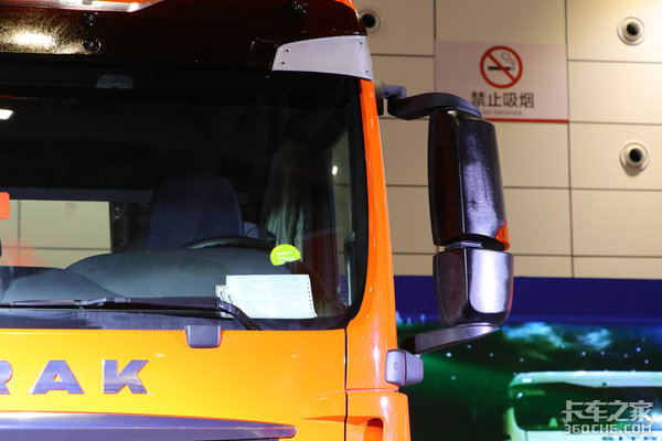 ��ʻ����������&nbsp;ͼ������Զ��ǵ¿�C7H