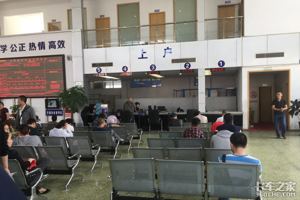 尾氣檢測不合格！ 成都：一律不予上牌