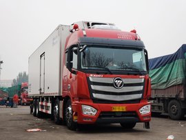 卡车能有多讲究？偶遇欧曼EST绿通之星冷藏车，车主专业治愈强迫症