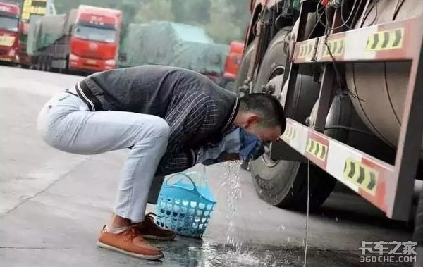 һ�Բ��Ͼʹߵ���˫ʮһ��ҹ��·�����