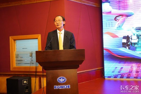 参观智能工厂,免费送11台发动机,解放动力311卡友狂欢节玩嗨了!