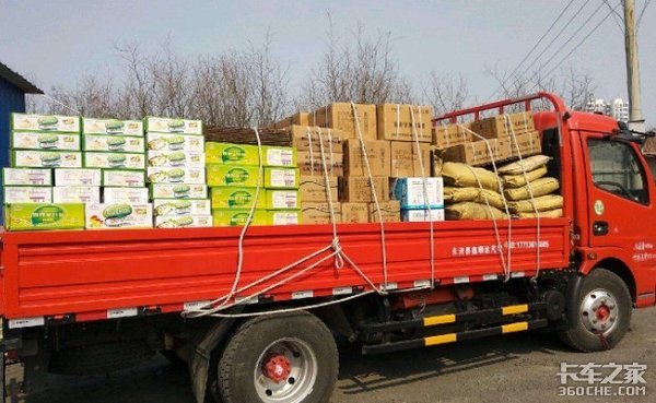 货车上两吨自热火锅,你拉过更奇葩的吗