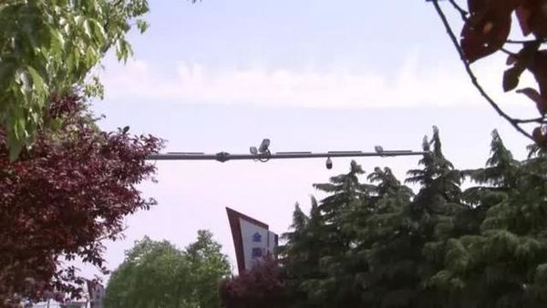 ��ͨ�У�������β��ң����ʵ��ȫ���ǣ�