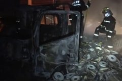 ���˸���ͷ��˾�������������콵ԩ����