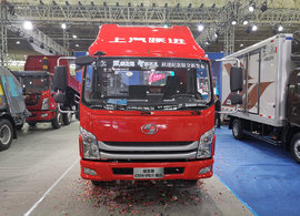 智能10寸触屏，2.25吨轻便底盘，我要吹爆国六跃进纪念版C500新车