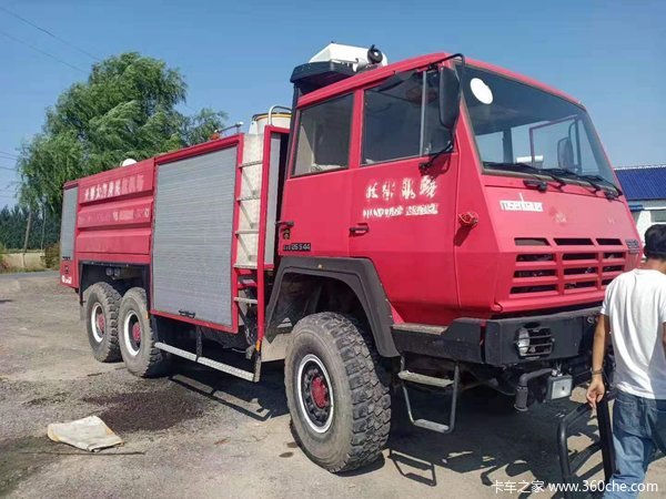 一流改装厂手笔,国内煊赫一时,有关斯太尔V8消防车的记忆依然在昨天