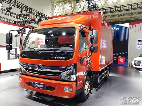 匹配福康3.8L的宽体高端轻卡,你细品品