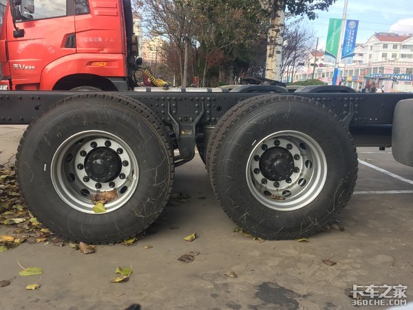 专业优势更强 欧曼EST绿通版载货车来了