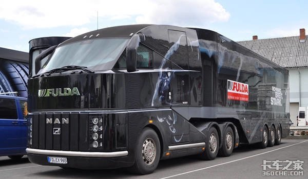 ������ƽ�ذ�ʱ���ɾ��䣬ͬ�з׷׸���