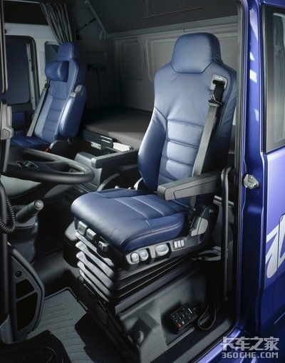 ������ƽ�ذ�ʱ���ɾ��䣬ͬ�з׷׸���