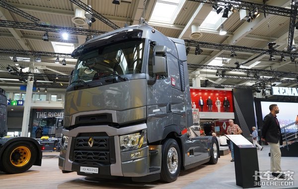 ������ƽ�ذ�ʱ���ɾ��䣬ͬ�з׷׸���