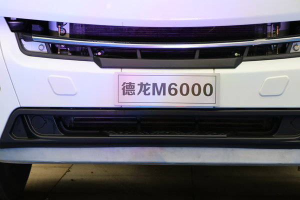 保证绝对安全送达 图解德龙M6000油罐车