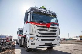 “燃”动宁夏 筑梦西北!45台联合卡车国六天然气重卡顺利交付用户