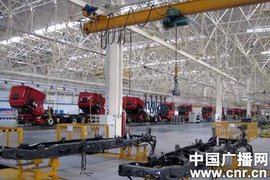 北奔五万台总装线投产
