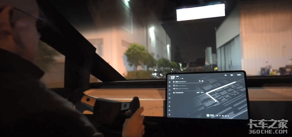 《银翼杀手》赋予简单粗暴设计灵感，特斯拉皮卡未来风太酷，沦陷了