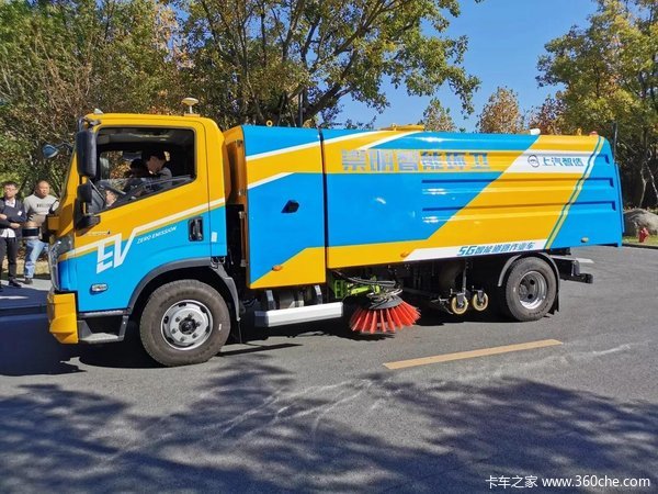 智慧环卫拥有“黑科技” 上汽跃进5G智能环卫车将在崇明投入使用