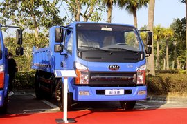 蓝牌“地库王”城市穿行无忧 南骏轻量化工程车实拍