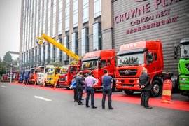 AMT轻卡首次曝光! 中国重汽王牌商用车18台展车亮相