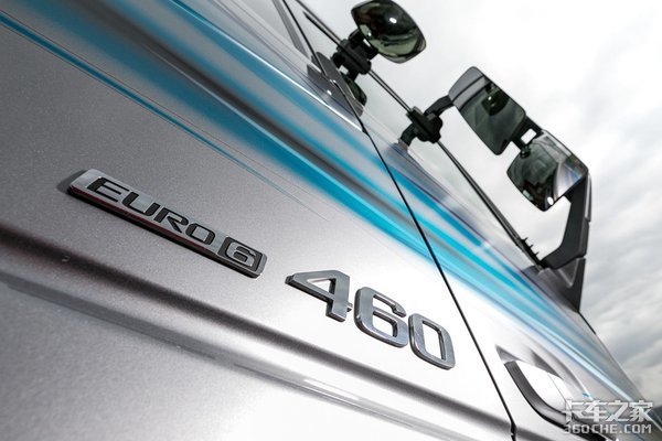 �����ű߱�ʶ�����������䡰�����ˡ�